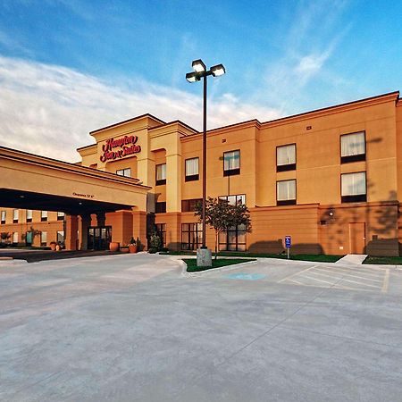 Hampton Inn & Suites Altus Exterior photo