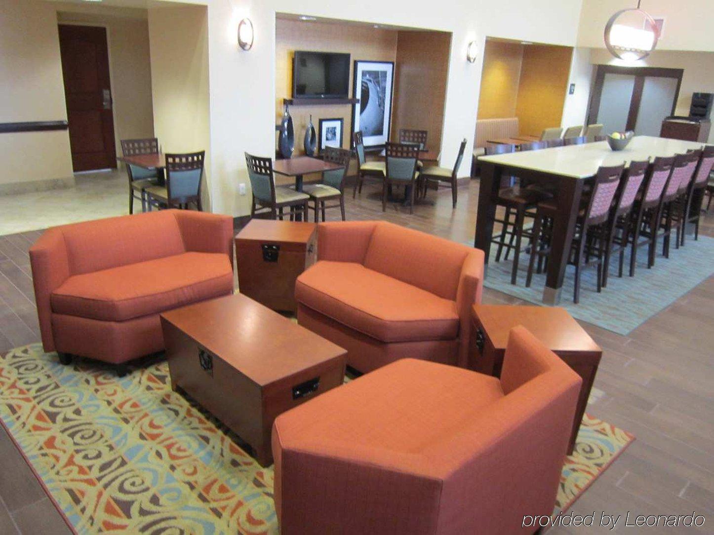 Hampton Inn & Suites Altus Exterior photo